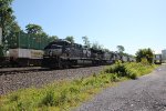 Norfolk Southern train 25G on the Cove PA siding with 4252 leading